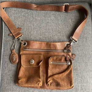 Roots Classic Villager Bag